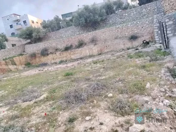قطعة ارض للبيع