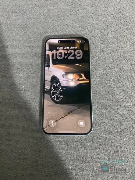 iPhone 15 — 2
