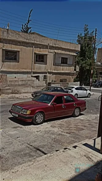 للبيع: مرسيدس E200 موديل 1991 — 2