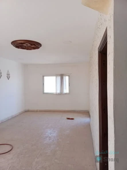 بيت  للبيع — 4