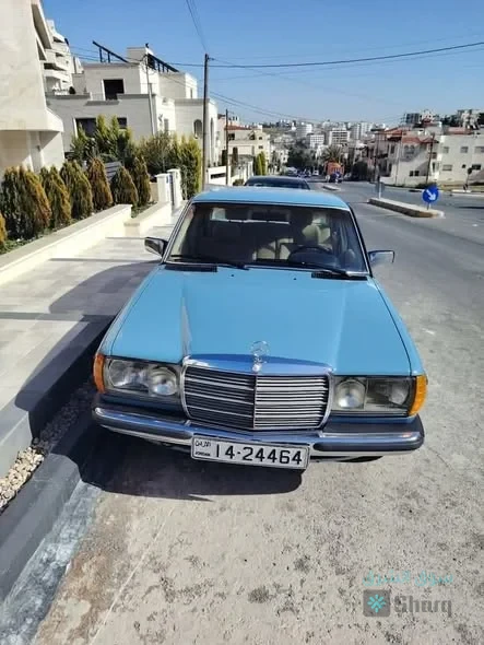 مرسيدس 200 لف موديل 1982 — 2