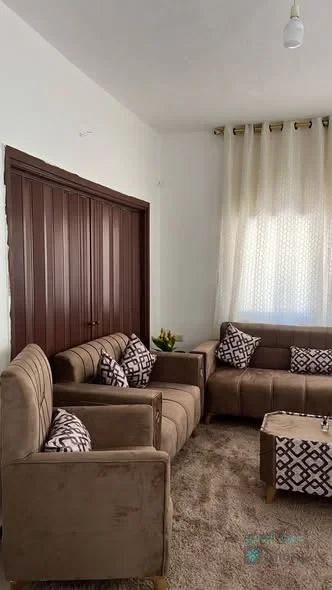 للبيع