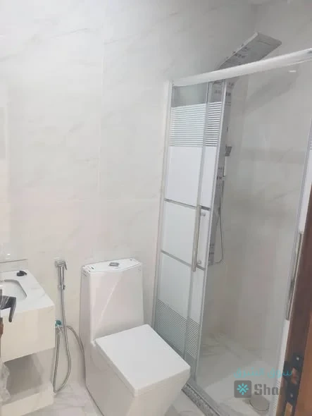 شقة للبيع — 5